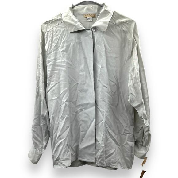 Carson Pirie Scott Tops - Vintage Carson Pirie Scott 100% Silk Light Gray Long Sleeve Button Down Top 10‎